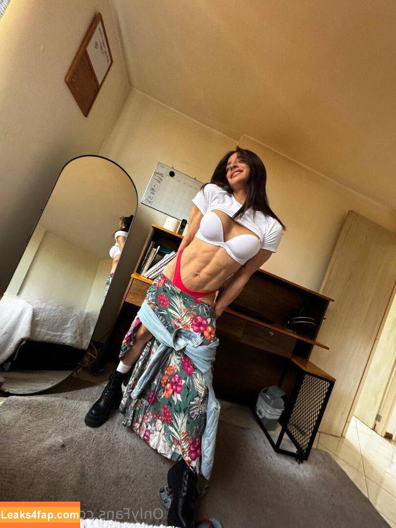 lola.ray / raylolaray leaked photo photo #0039