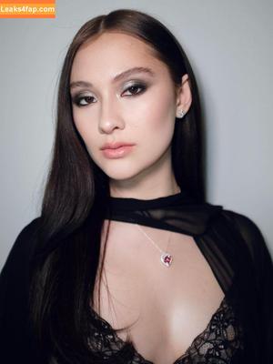 Lola Tung photo #0071