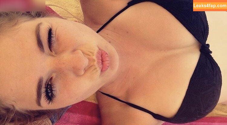 Lola Weippert / lolaweippert leaked photo photo #0155