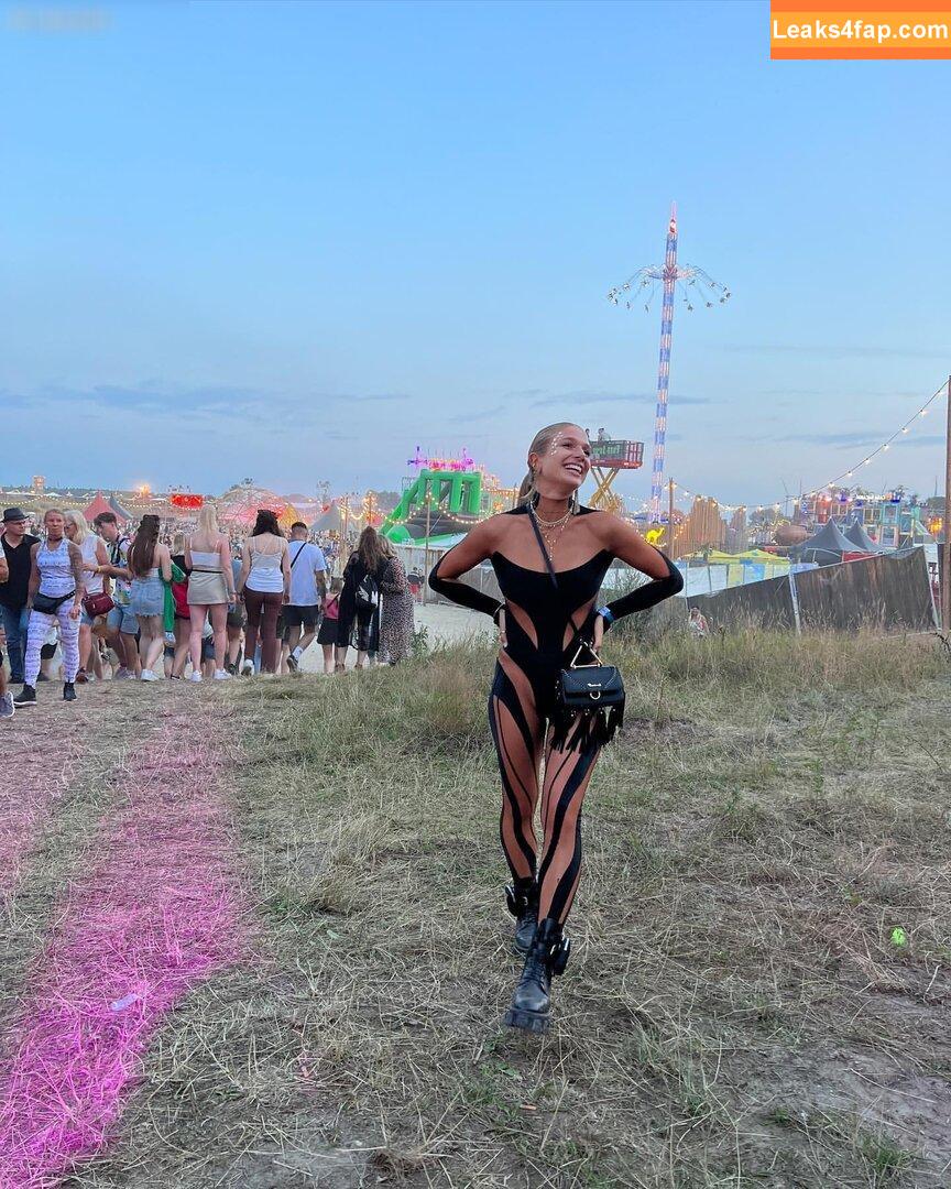 Lola Weippert / lolaweippert leaked photo photo #0263