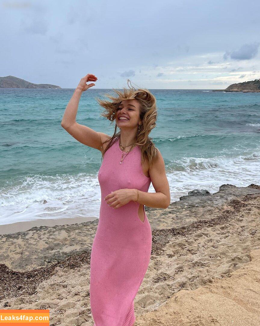 Lola Weippert / lolaweippert leaked photo photo #0277