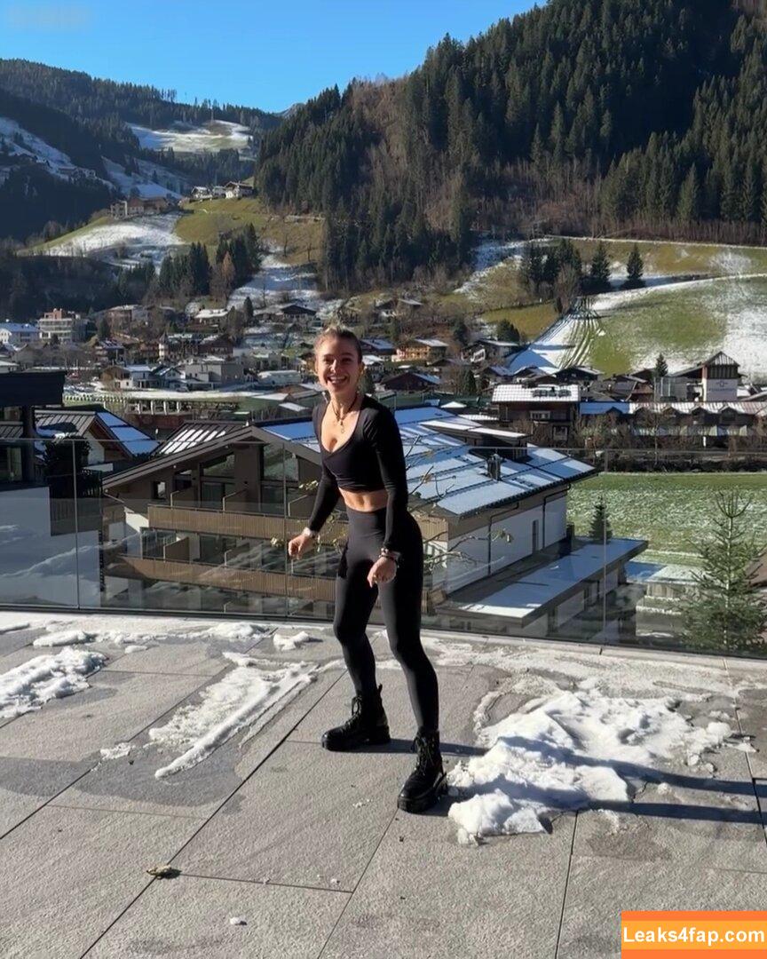 Lola Weippert / lolaweippert leaked photo photo #0979