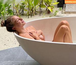 Lola Weippert photo #0080