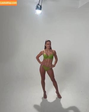 Lola Weippert photo #0325