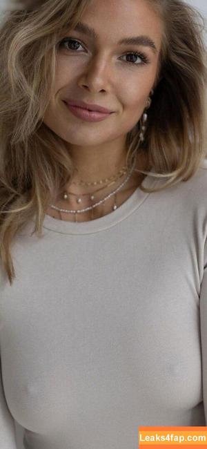 Lola Weippert photo #0415