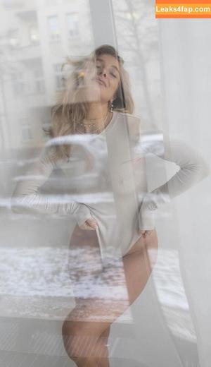 Lola Weippert photo #0416