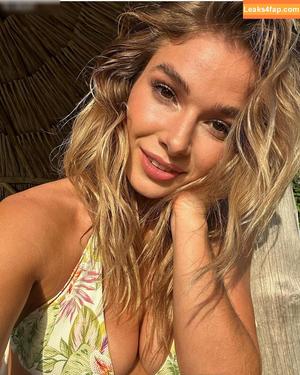 Lola Weippert photo #0492