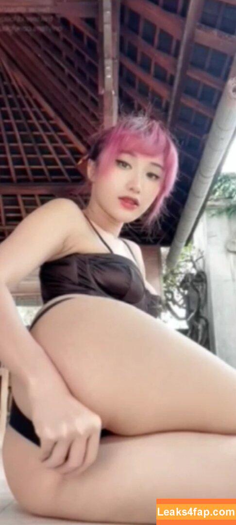 Lola Zieta / LolaZieta / isekai.eliquid / lolazietaxx leaked photo photo #0023