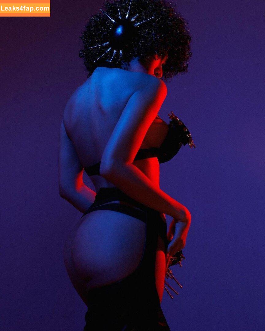 Lola Zieta / LolaZieta / isekai.eliquid / lolazietaxx слитое фото фото #0279