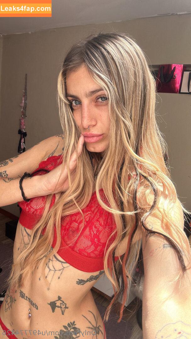 lolaaaesx2006 / iamlinaawom leaked photo photo #0019