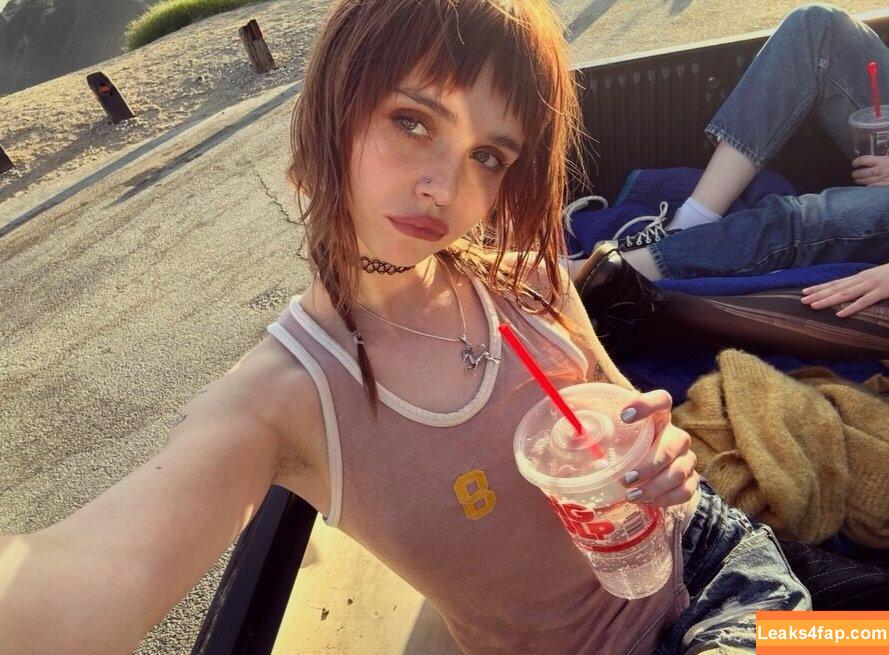 lolabllue / iused2bethehorsegirl leaked photo photo #0061