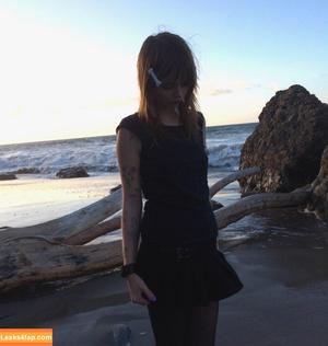 lolabllue photo #0057