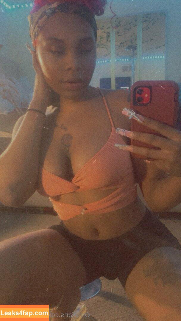 lolabunn101 / brownskinmomo leaked photo photo #0010