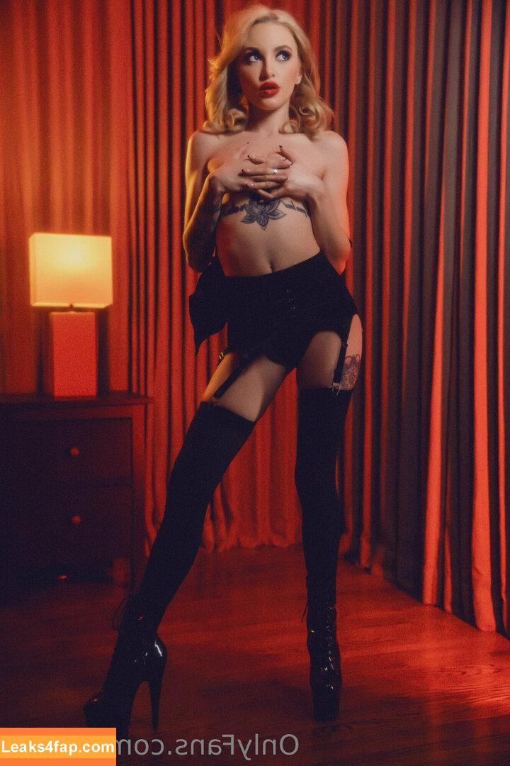 lolafae / ittz_lola_ leaked photo photo #0217