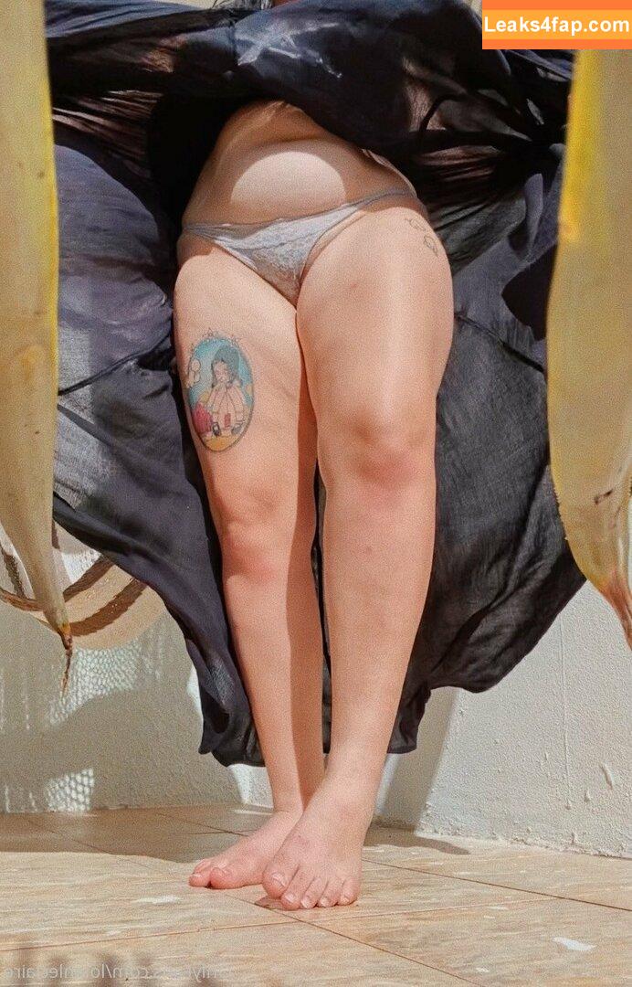 lolahleclaire / memiibaby leaked photo photo #0028