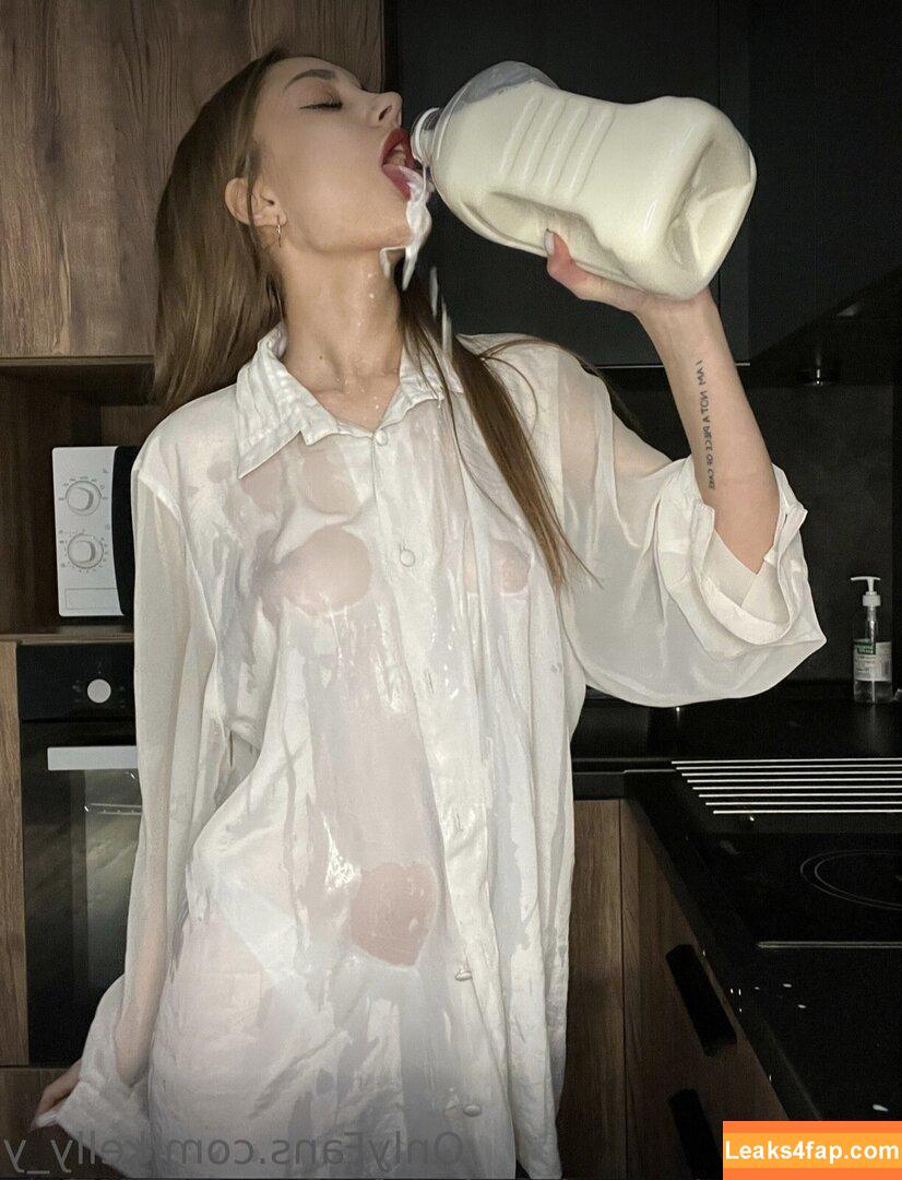 lolalolasss / Kelly_y / fineassslola / kamilla_star leaked photo photo #0117