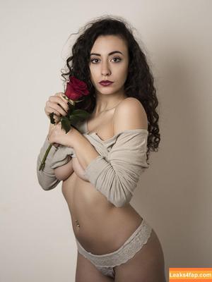 lolarosesmfc фото #0002