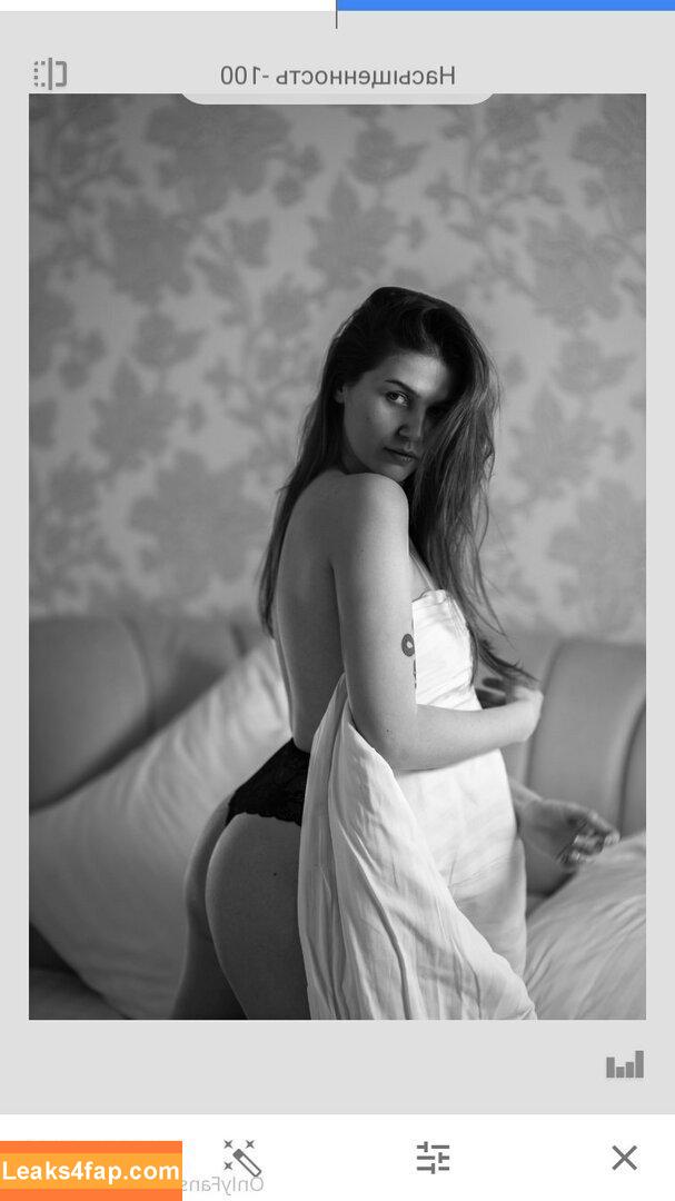 lolataylorfree / lolataylor2 слитое фото фото #0002