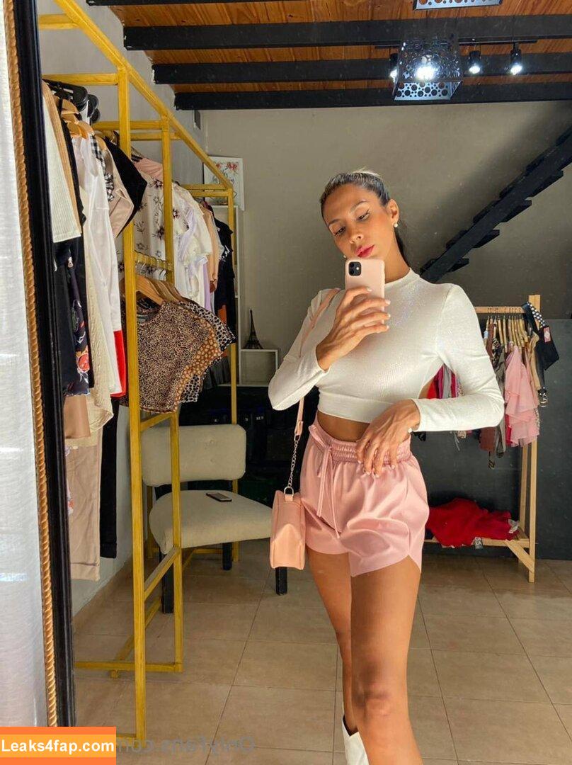 lolavippp / lolaweippert слитое фото фото #0008