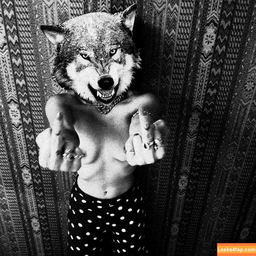 LolaWolf /  leaked photo photo #0008