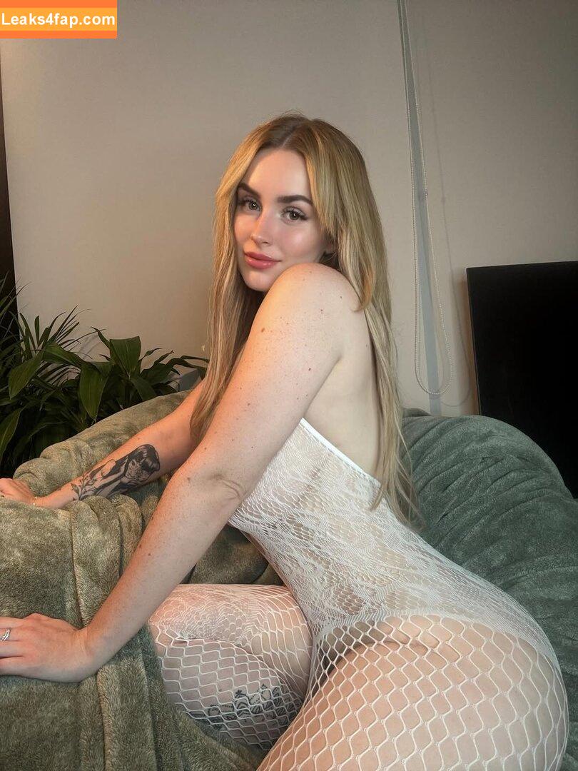 lolilealae / leastayspeachy leaked photo photo #0582