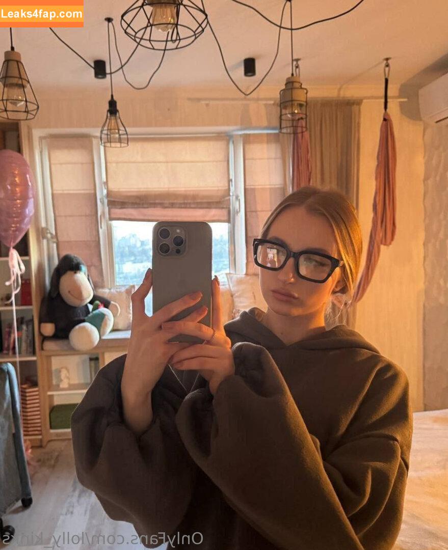 lolly_kinks /  leaked photo photo #0001