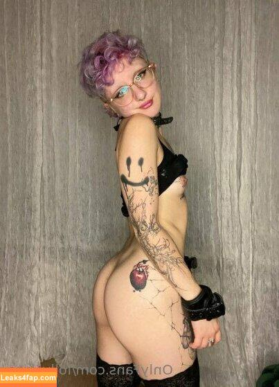 lolly_kiss / lollykiss42 leaked photo photo #0121