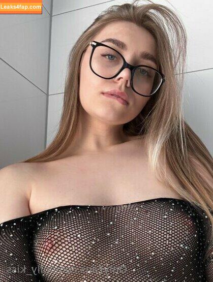 lolly_kiss / lollykiss42 leaked photo photo #0145