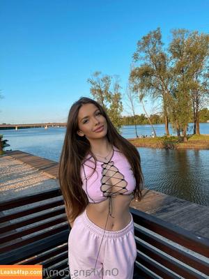 lolly_kiss photo #0103