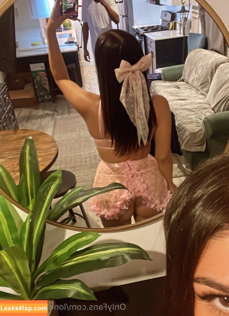 lonelykloiloveli / ilovelonely_ leaked photo photo #0008