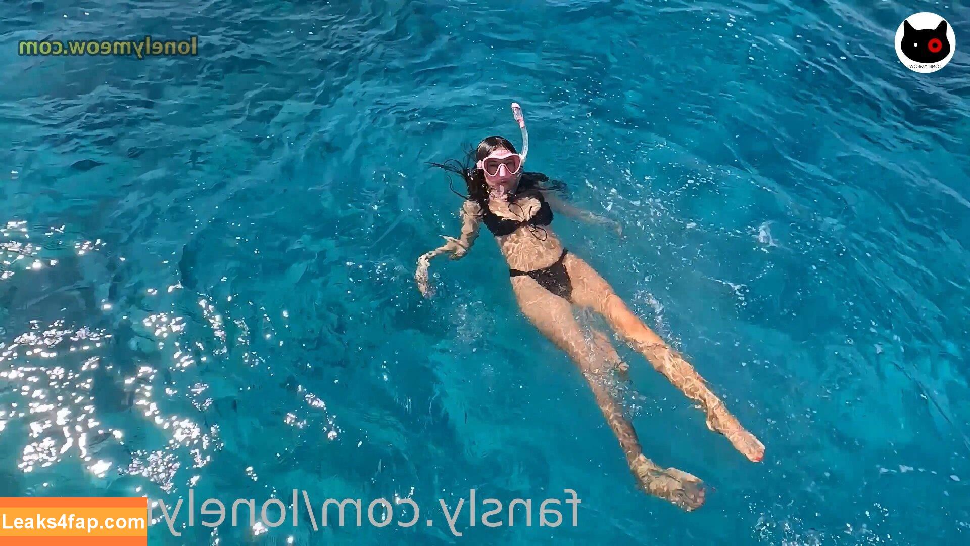 LonelyMeow / meow_lonely / miamia_oo leaked photo photo #0444