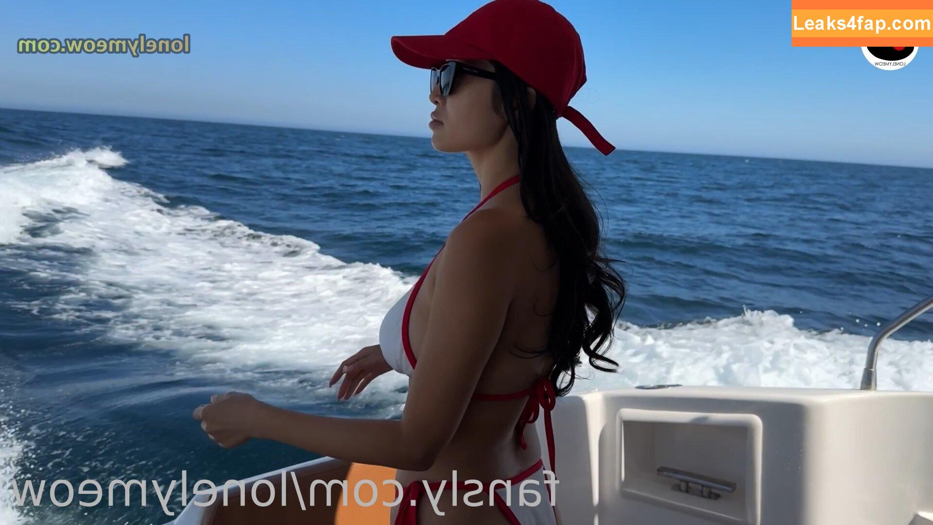 LonelyMeow / meow_lonely / miamia_oo leaked photo photo #0449