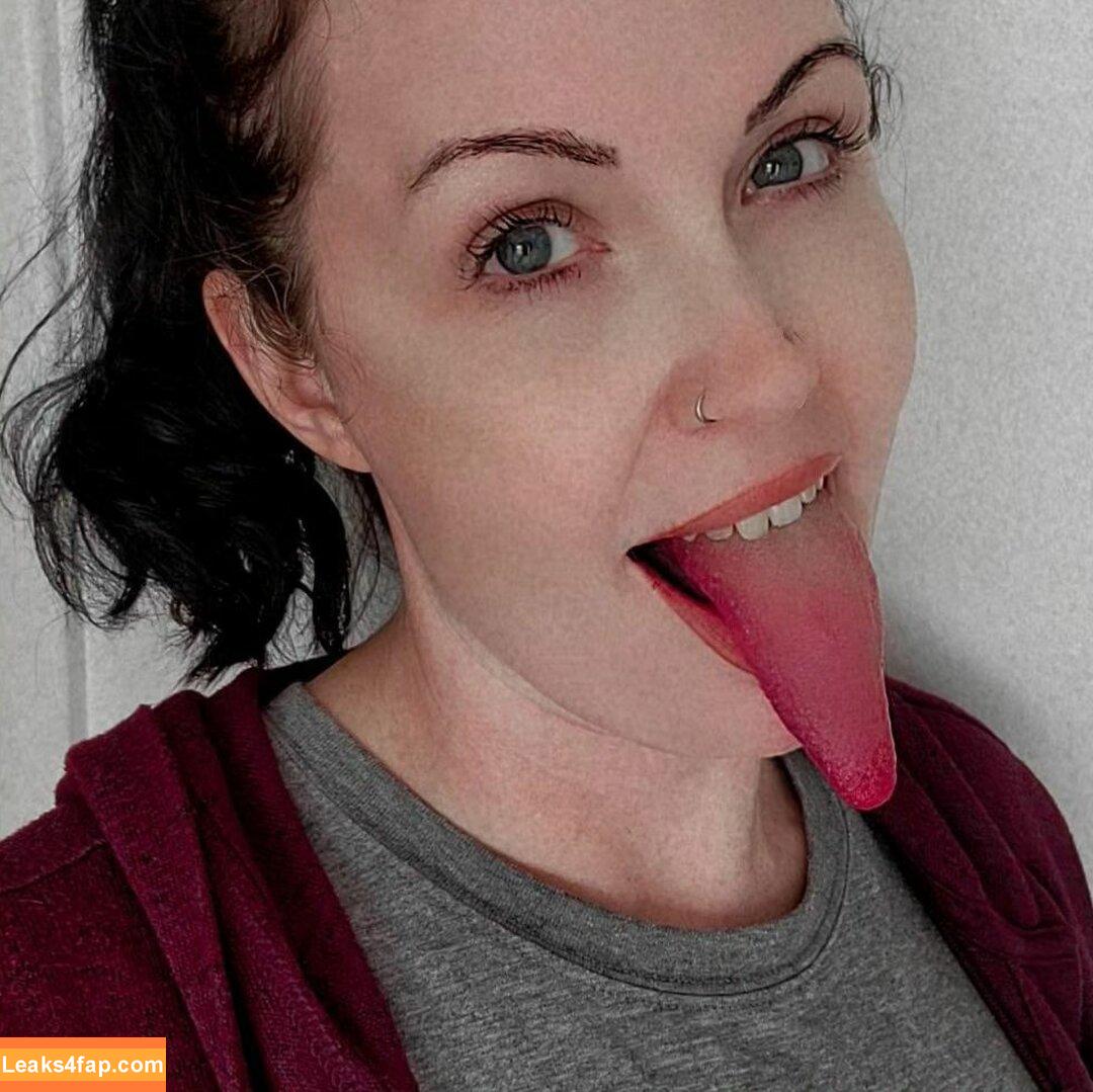 Long Tongue Fetish / _longtonguelewis / diqueentongue / longtonguelewis leaked photo photo #0060