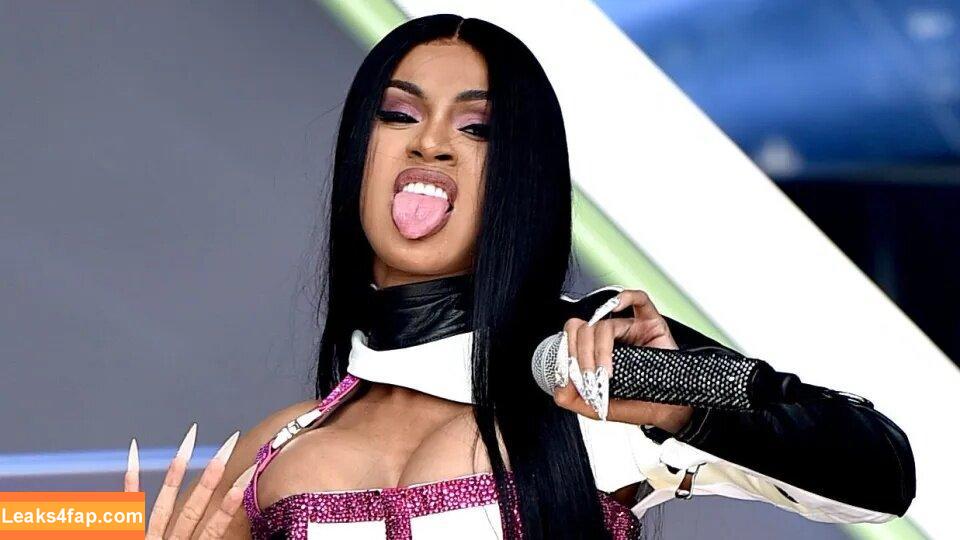 Long Tongue Fetish / _longtonguelewis / diqueentongue / longtonguelewis leaked photo photo #0077