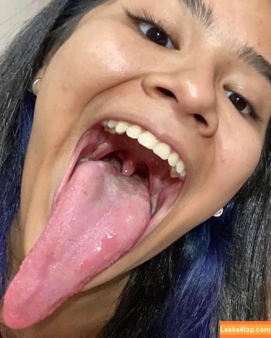 Long Tongue Fetish / _longtonguelewis / diqueentongue / longtonguelewis leaked photo photo #0116