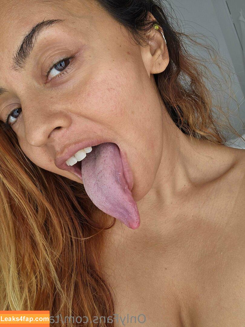 Long Tongue Fetish / _longtonguelewis / diqueentongue / longtonguelewis leaked photo photo #0134