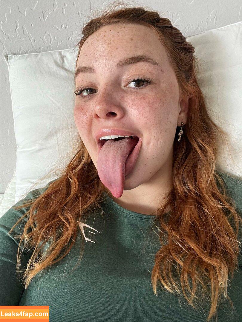 Long Tongue Fetish / _longtonguelewis / diqueentongue / longtonguelewis leaked photo photo #0151