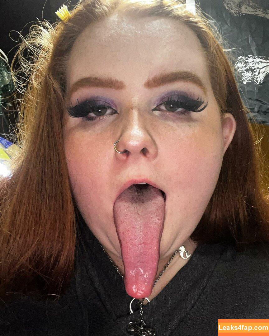 Long Tongue Fetish / _longtonguelewis / diqueentongue / longtonguelewis leaked photo photo #0215