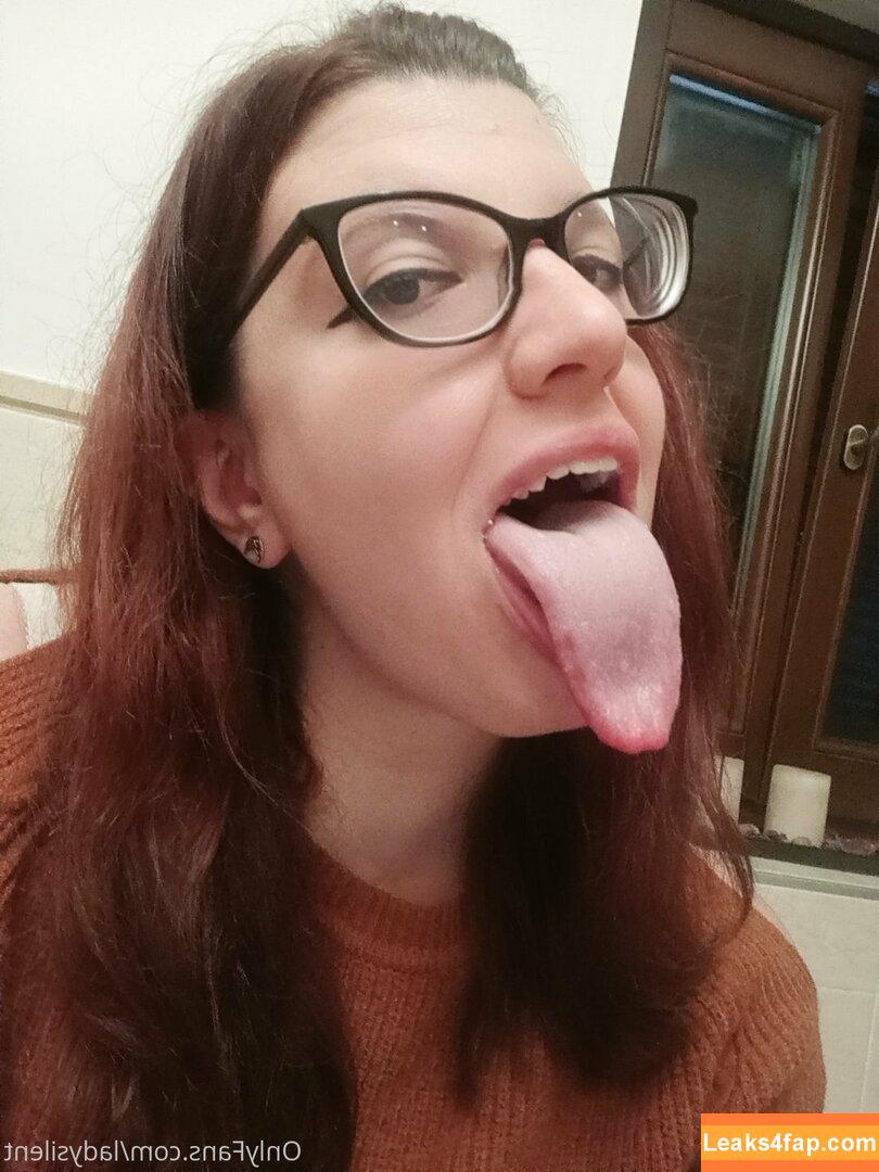 Long Tongue Fetish / _longtonguelewis / diqueentongue / longtonguelewis leaked photo photo #0288