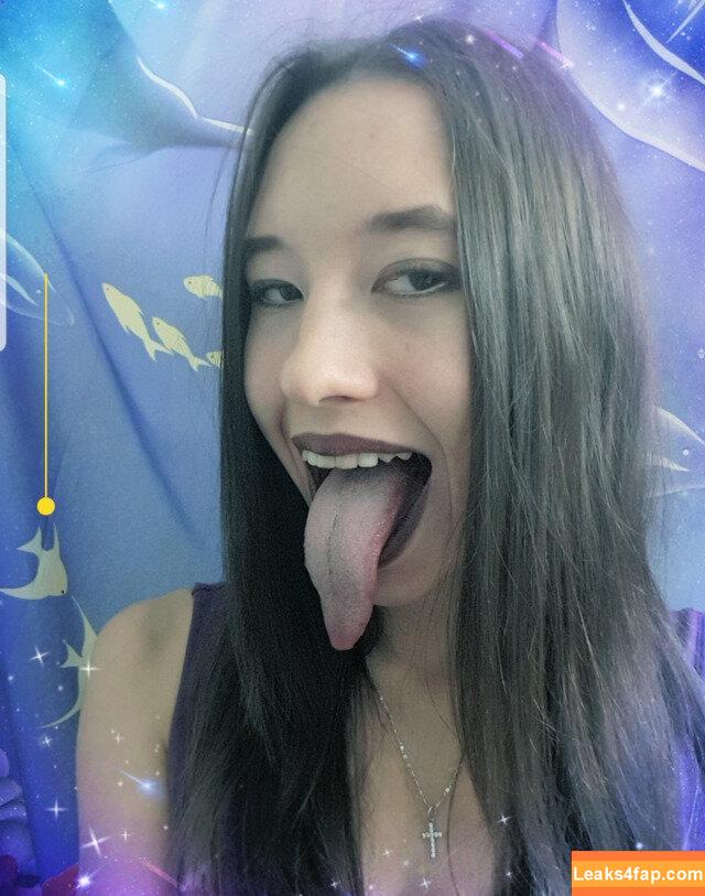 Long Tongue Fetish / _longtonguelewis / diqueentongue / longtonguelewis leaked photo photo #0300