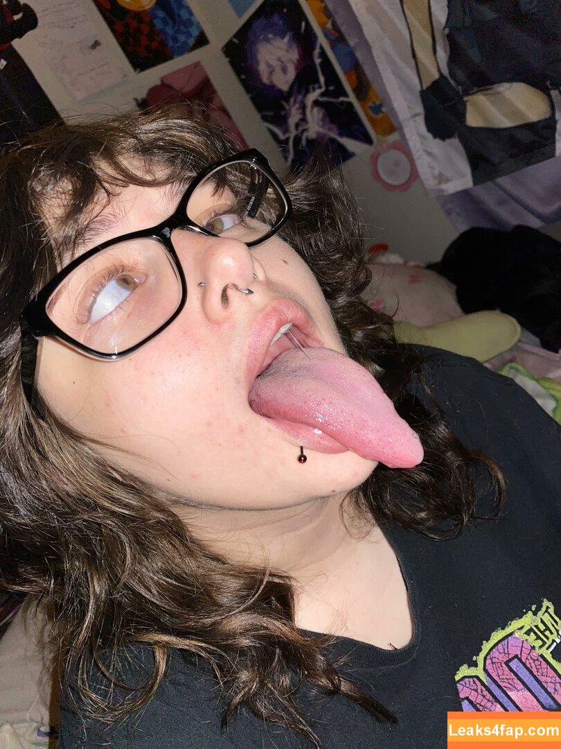 Long Tongue Fetish / _longtonguelewis / diqueentongue / longtonguelewis leaked photo photo #0351