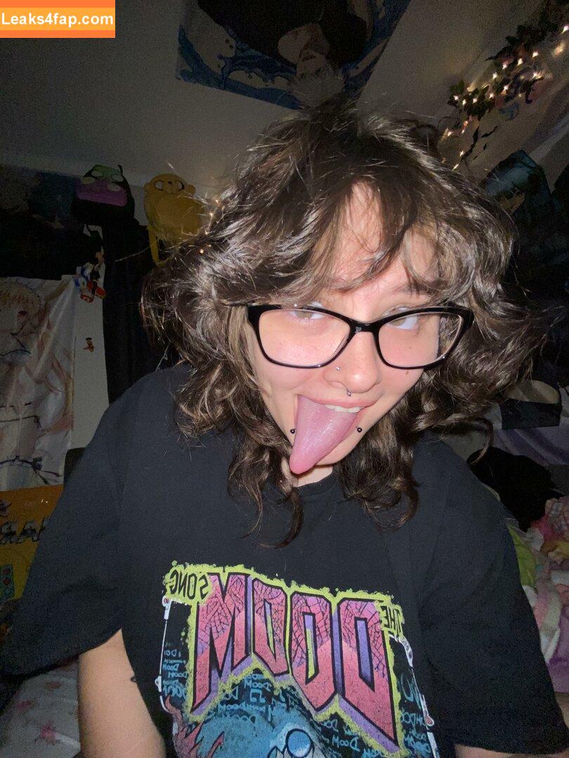 Long Tongue Fetish / _longtonguelewis / diqueentongue / longtonguelewis leaked photo photo #0366