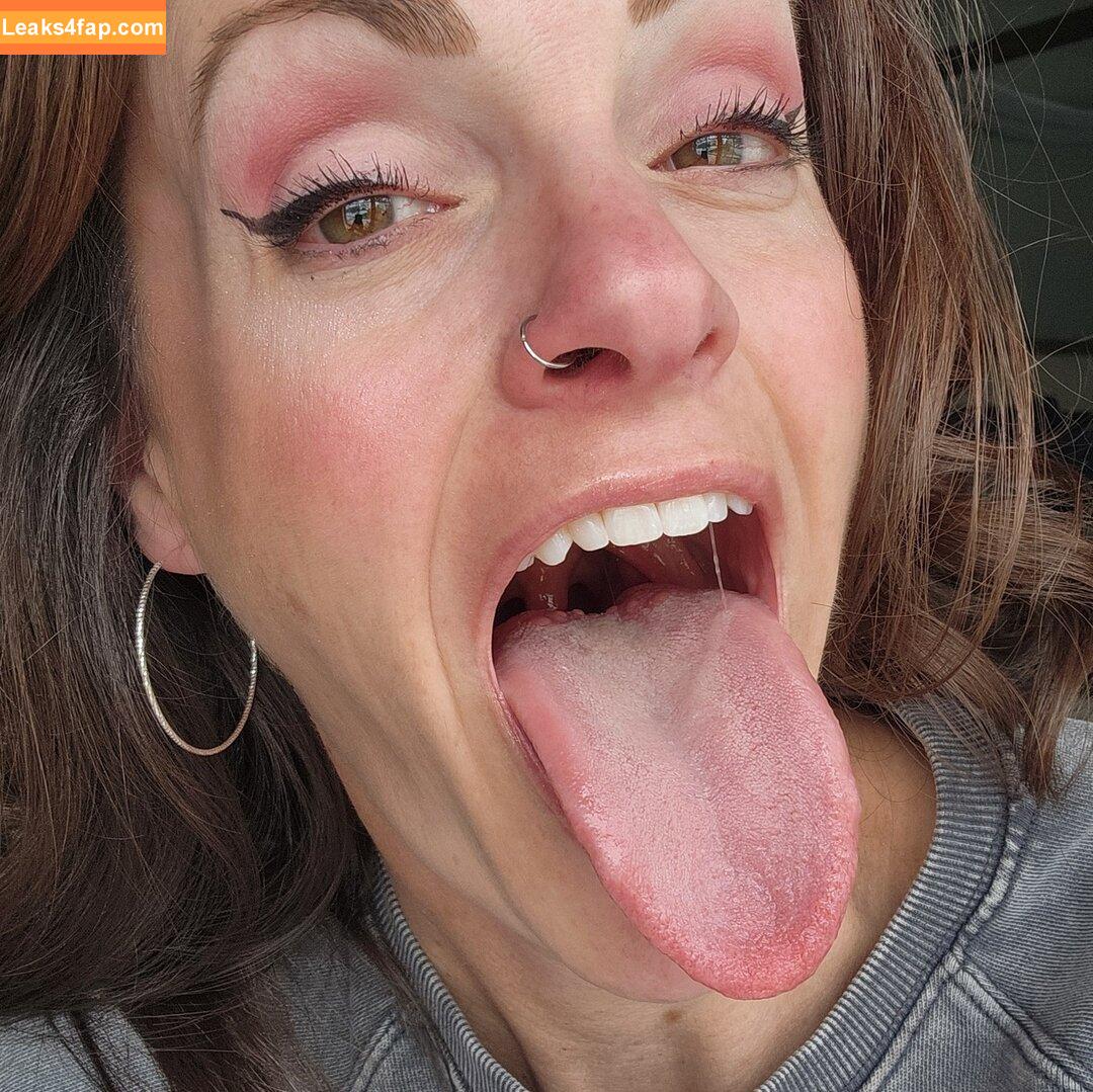 Long Tongue Fetish / _longtonguelewis / diqueentongue / longtonguelewis leaked photo photo #0455