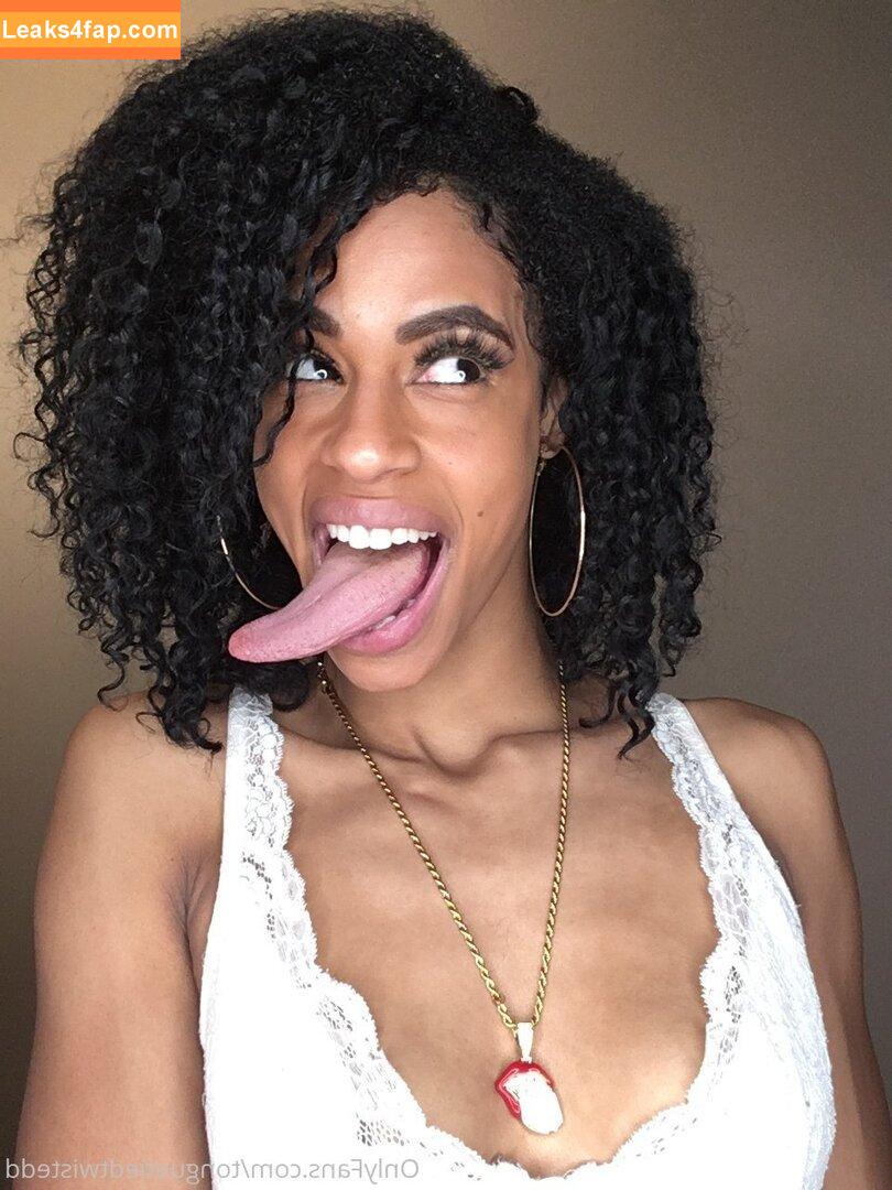 Long Tongue Fetish / _longtonguelewis / diqueentongue / longtonguelewis leaked photo photo #0494