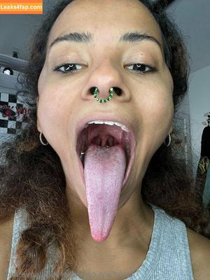 Long Tongue Fetish photo #0086