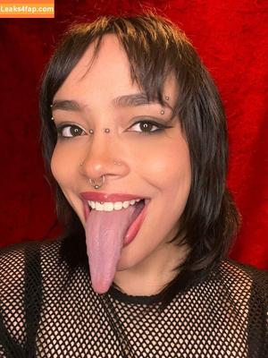 Long Tongue Fetish фото #0336