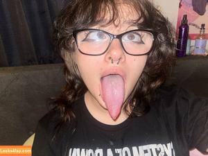 Long Tongue Fetish photo #0371