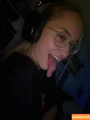 Long Tongue Fetish photo #0498