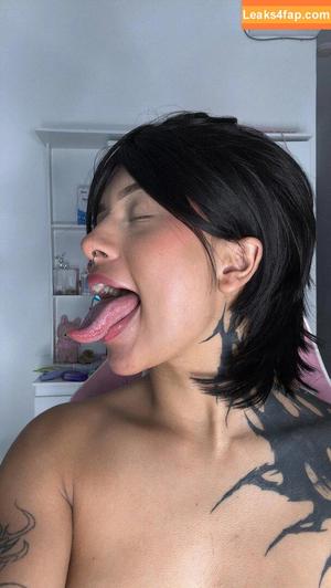 Long Tongue Fetish photo #0503