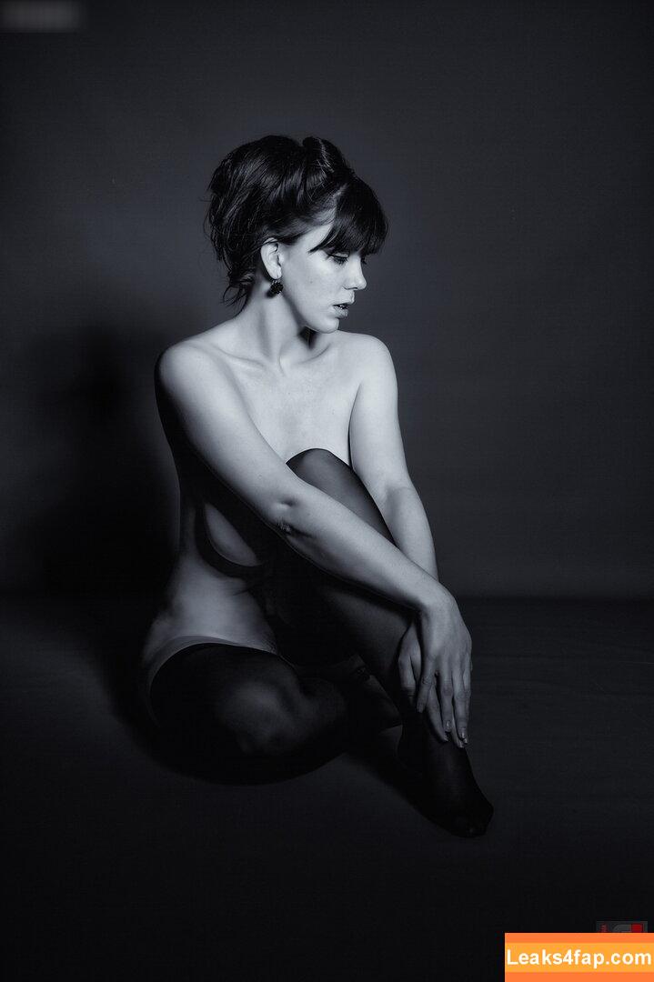 loona_lexxington /  leaked photo photo #0065